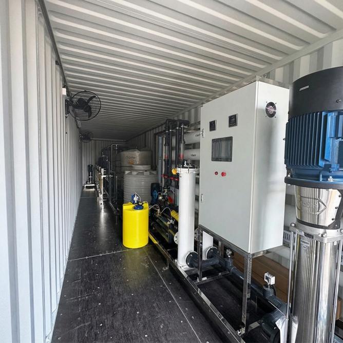 Compact BWRO Desalination System